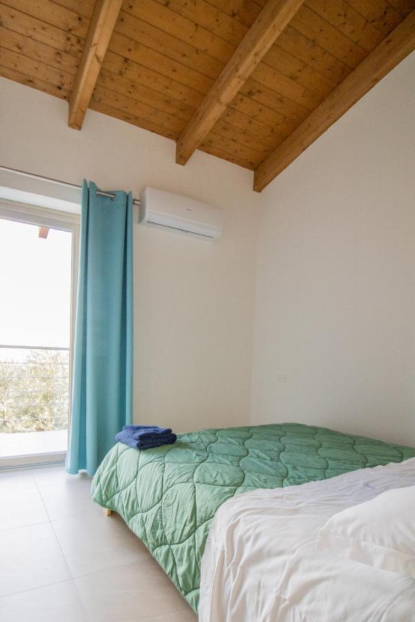 Domek Villa A 100Mt Dalla Spiaggia Капотера Екстериор снимка