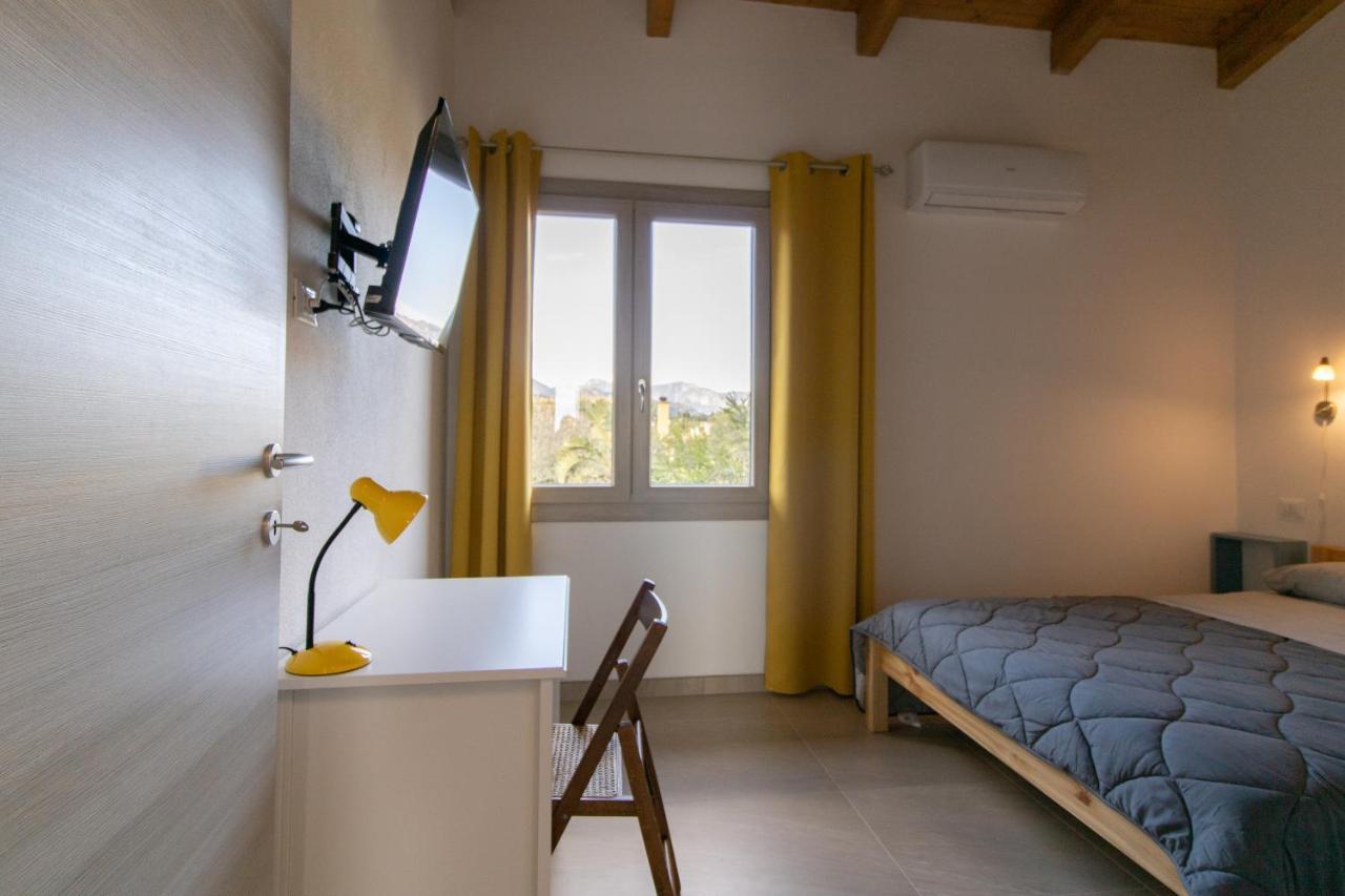 Domek Villa A 100Mt Dalla Spiaggia Капотера Екстериор снимка